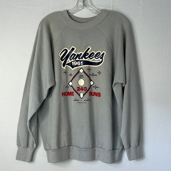 Other - Vintage Yankees Sweatshirt